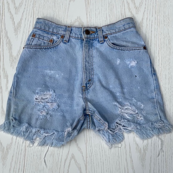 VTG 90’s Levis 512 Cut Off High Rise Denim Shorts - Picture 2 of 4